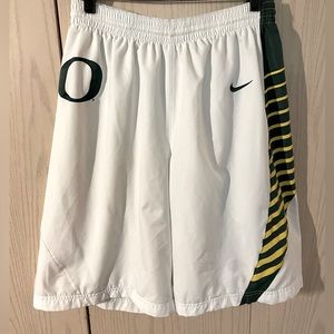 Nike Oregon Ducks White Men’s Basketball Shorts